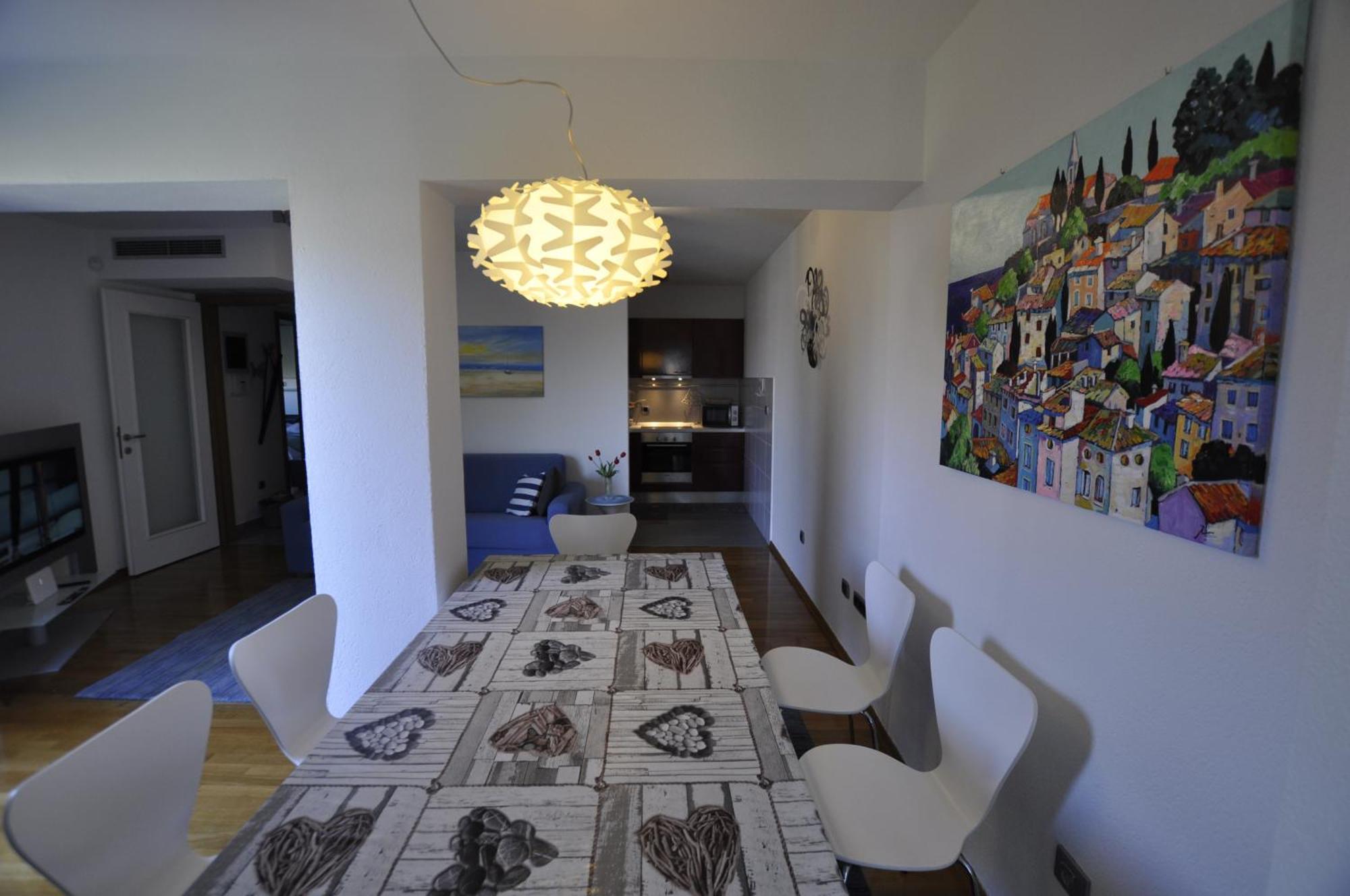 Alessia Apartments-Top Location And Garage Parking Rovinj Exterior photo
