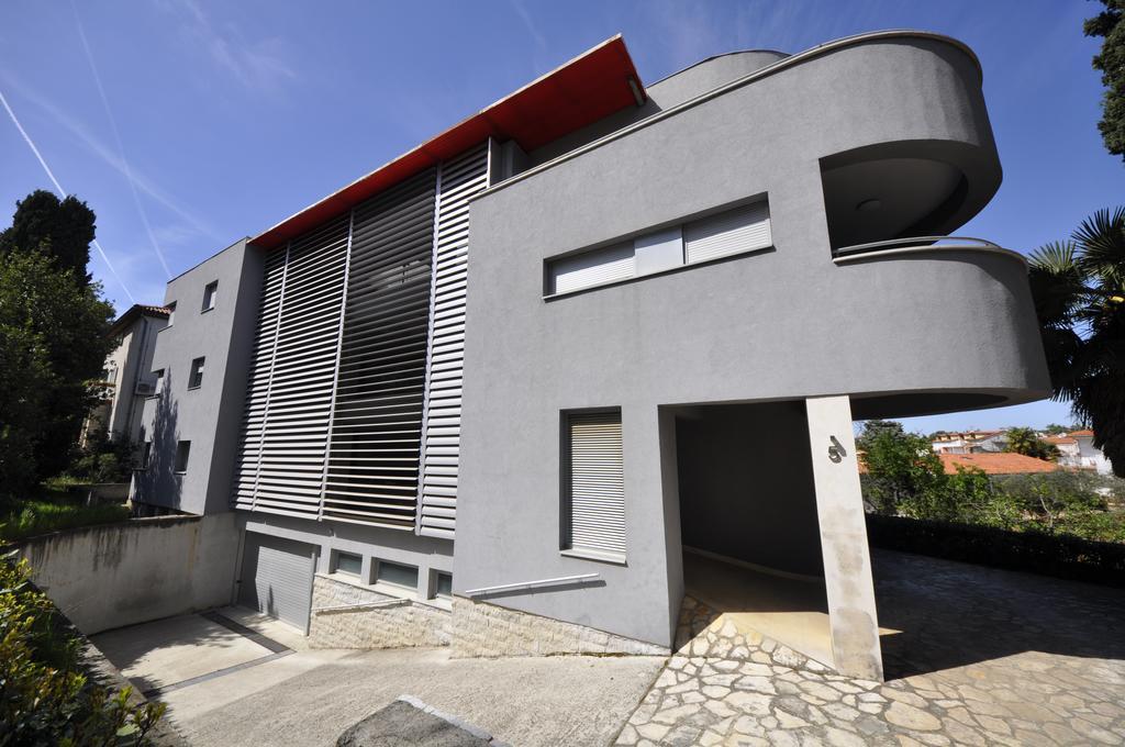 Alessia Apartments-Top Location And Garage Parking Rovinj Exterior photo